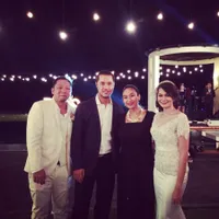 Modisnya Busana Para Artis di Perkawinan Ringgo - Sabai Morscheck