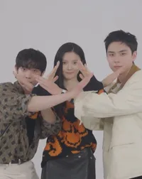 Momen Gemas Kim Yoo Jung, Kim Young Dae dan Kim Do Hoon, Beda dengan di DEAR X