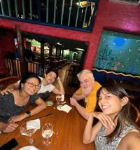 Momen Hangat Aurelie Moeremans Bareng Keluarga, Penuh Tawa dan Senyum Bahagia