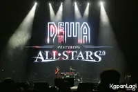 Momen Magis Ari Lasso Pimpin Lautan Senter di Konser Dewa 19