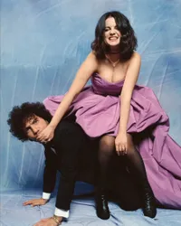 Potret Benny Blanco Ajak Selena Gomez Foto Bertema Prom, Momen Indah Masa Sekolah yang Tak Pernah Dirasakan