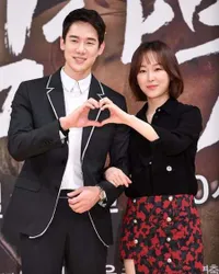 Momen Reuni Yoo Yeon Seok dan Seo Hyun Jin, Bakal Bintangi Drama Korea Terbaru LIAR