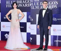 Momen Son Ye Jin dan Hyun Bin di Blue Dragon Film Awards 2025, dari Red Carpet Sampai Ukir Sejarah