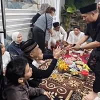 Mpok Alpa Bikin Irfan Hakim Kagum, Profesional Tahan Sakit di Depan Kamera