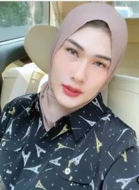 Mualaf Sejak 2017, Begini 10 Potret Stevie Agnecya Mantan Samuel Rizal Cantik Berhijab