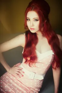 Musim Girlband Hot, Penampilan Dewasa SNSD Bikin Gagal Fokus