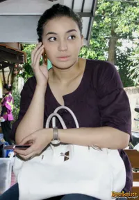 Manohara Odelia Pinot di Lokasi Syuting Sinetron MANOHARA