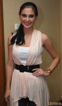 Marissa Jadi Presenter INSERT
