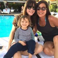 Masih Tiga Tahun, Putra Selma Blair Gantengnya Keterlaluan