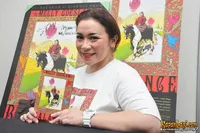 Melly Goeslaw Luncurkan Buku BALANCE