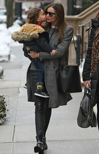 Mengintip Valentine Pertama Miranda Kerr Tanpa Orlando Bloom