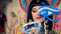 Menilik Klip Katy Perry Yang Kontroversial