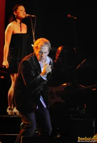 Michael Bolton di Pacific Place Jakarta