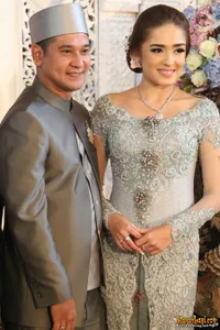 Momen Bahagia Pernikahan Abi Yapto dan Yasmine Wildblood