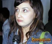 mona ratuliu