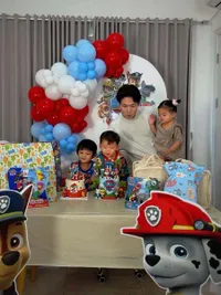 Na Daehoon Rayakan Ulang Tahun Eunho, Tulis Pesan Haru untuk Sang Anak