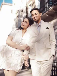 Nadira Adnan Pamer Cincin Tunangan dan Momen Manis dengan Teuku Agassi Revano Jelang Pernikahan