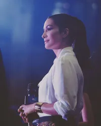 Nadya Hutagalung Tante Cantik Jelita, Mempesona di Usia 41 Tahun