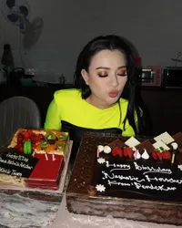 Nathalie Holscher Ulang Tahun ke-32, Dapat Kejutan Usai Manggung