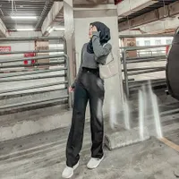 Ngaku Kesepian dan Nggak Punya Semangat Hidup, 7 Potret Putri Delina dengan Tubuh yang Semakin Kurus Jadi Sorotan Netizen