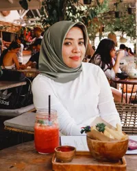 Nggak Cuma Tajir Karena Warisan, 8 Sumber Kekayaan Muzdalifah yang Jarang Diketahui - Bikin Cuan Ngalir Terus