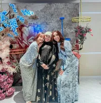 Nggak Melulu Terbuka, Potret Cantik Millendaru Dalam Balutan Gamis dan Busana Tertutup - Netizen: Cewek Kalah Saing Nih!