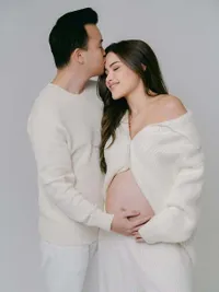 Nicole Parham Umumkan Hamil Anak Pertama, Pamer Baby Bump yang Makin Besar!