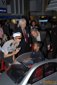 Nadine Chandrawinata dan Kak Seto