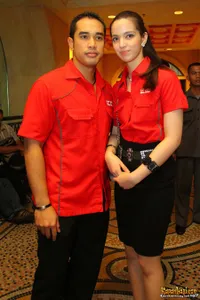 Nia Ramadhani -Ardie Bakrie di Donor Darah ANTV