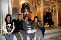 Noe Letto dan Istri di Hong Kong