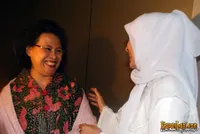 Nonton EMAK INGIN NAIK HAJI