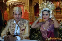 Nuri Shaden dan Hikmal Abrar Gelar Resepsi Pernikahan