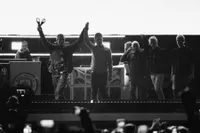 Oasis Comeback! Konser Reuni Setelah 16 Tahun Pecah di Cardiff