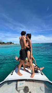 Olla Ramlan Liburan Sama Pacar Brondong, Renang Bareng hingga Rayakan Ultah Tristan Molina