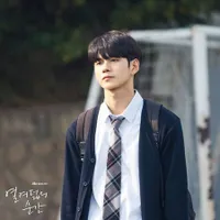 Ong Seong Wu - Jung Chaeyeon , 7 Alumni Produce 101 Ini Terbukti Sukses Jadi Idol dan Aktor