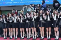 OOTD Red Carpet 2017 Soribada Awards, Didominasi Hitam Putih