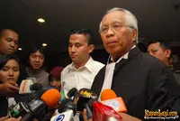 OC Kaligis Tarik Dukungan Untuk Manohara