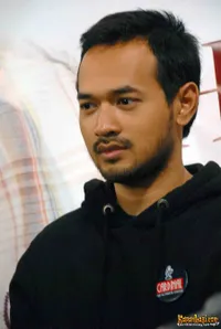 Oka Antara di FX Plaza