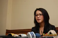 Okie Agustina di Rumah Makan Sahabat