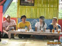 OUTSIDERS