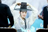 Pakai Hanbok, Cha Eun Woo Bagai Putra Mahkota Ganteng Bikin Silau
