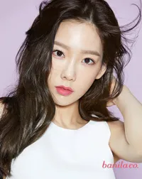 Pakai Makeup Natural Atau Tebal, Taeyeon SNSD Selalu Mempesona