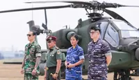 Pakai Seragam TNI, Yuk Intip Potret Renatta Moeloek yang Terlihat Gagah Banget - Bikin Pangling!