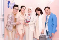 Pakai Setelan Semi Formal Berwarna Pastel, Gaya Nindy Ayunda Ini Bisa Ditiru!
