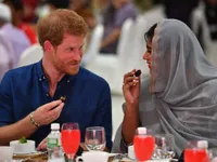 Pangeran Harry Ikut Berbuka Puasa Bersama Kaum Muslim Singapura