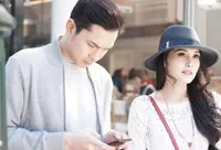 Para Seleb Holly Ini Rasakan Fantasy Wedding Seperti Sandra Dewi