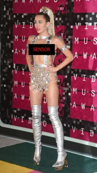 Parade Gaun Terburuk di MTV Video Music Awards 2015, Siapa Saja?