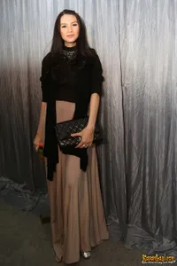 Parade Kaftan Cantik Sederet Seleb Stylish, Bikin Ngiler Abis!