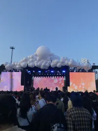 Pecah Banget! 88Rising Gelar Konser Head In The Clouds 2 Hari Berturut-Turut - Ada Rich Brian dan Stephanie Poetri Loh!