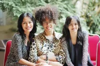 Pedih Tak Terbayangkan, Sederet Selebriti Ini Ditinggal Pasangannya Untuk Selama-lamanya Karena Menderita Sakit